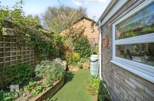 Photo 15- click for photo gallery